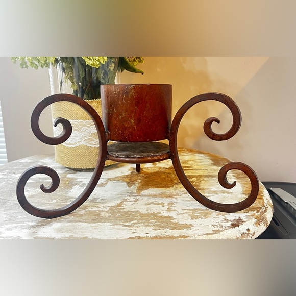 Mexican Hurricane Lamp Base 3 Leg Iron Holder Handmade Red Oxide Finish - Picture 3 of 4